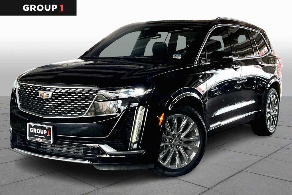 used 2021 Cadillac XT6 car, priced at $27,940