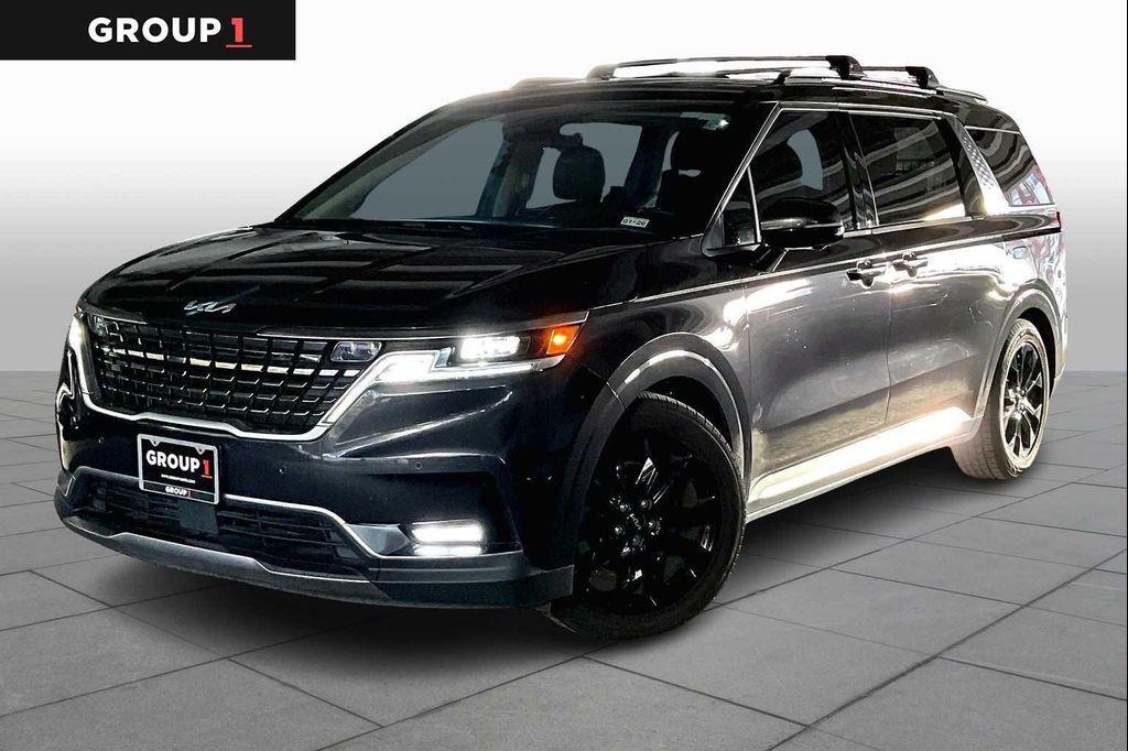used 2022 Kia Carnival car, priced at $25,700
