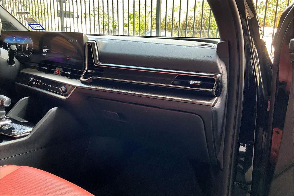 used 2025 Kia Sportage car, priced at $30,500