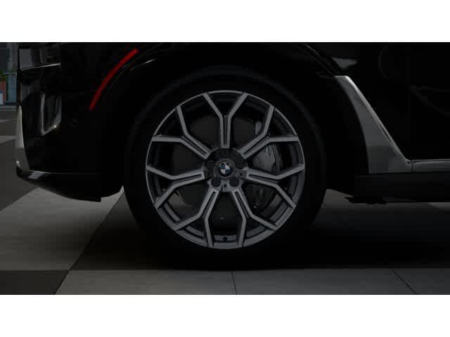 new 2026 BMW X7 car, priced at $96,785
