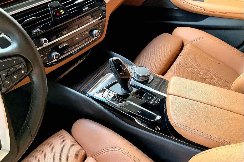 used 2023 BMW 540 car, priced at $37,500