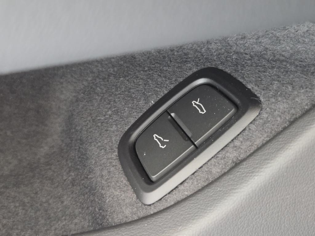 new 2026 Chevrolet Corvette car, priced at $93,105