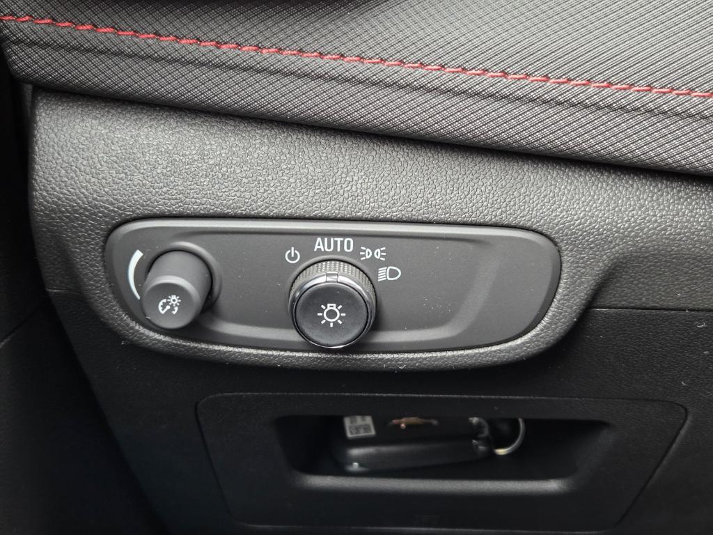 new 2026 Chevrolet TrailBlazer car, priced at $33,880