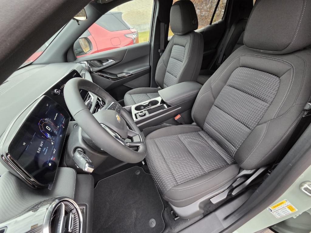 new 2026 Chevrolet Equinox car, priced at $32,495