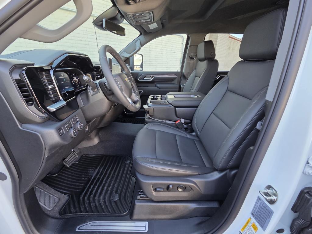 new 2026 Chevrolet Silverado 3500 car, priced at $80,450