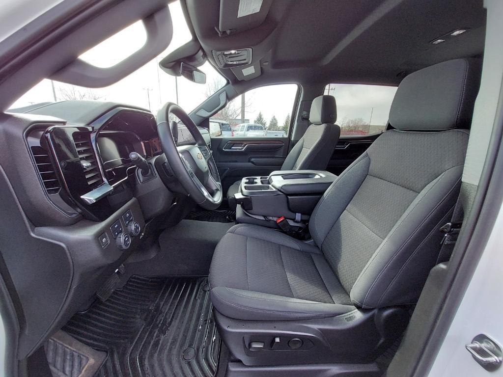 used 2024 Chevrolet Silverado 1500 car, priced at $39,991