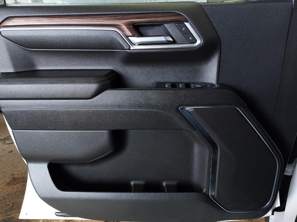 used 2024 Chevrolet Silverado 1500 car, priced at $39,991