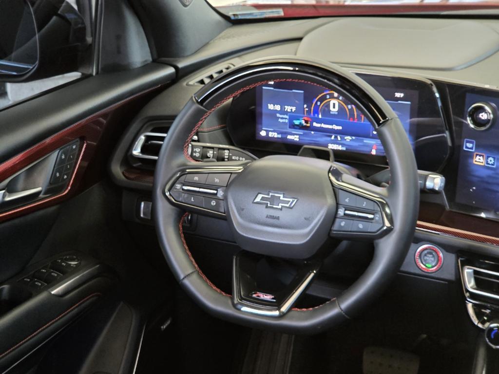 used 2024 Chevrolet Traverse car, priced at $48,991