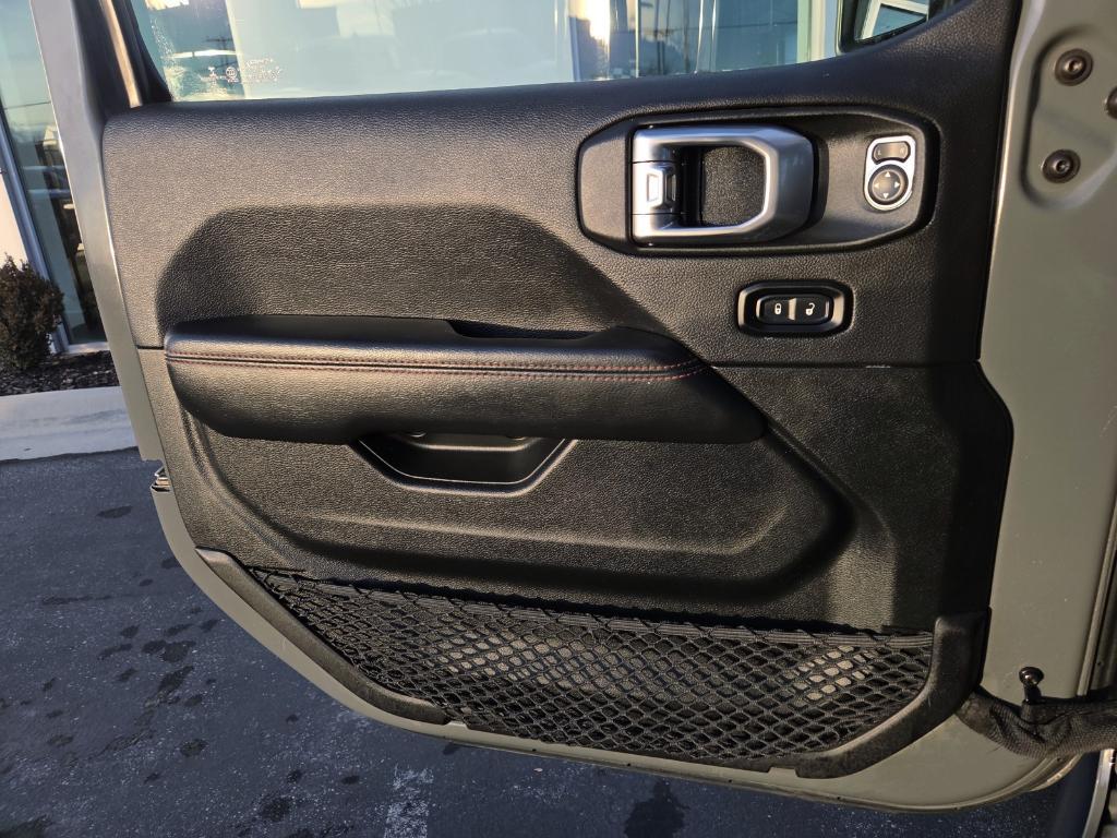 used 2021 Jeep Wrangler Unlimited car, priced at $32,991