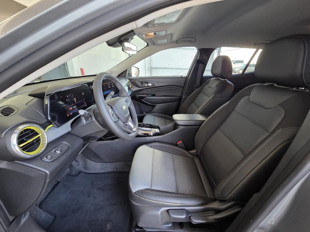 new 2026 Chevrolet Trax car, priced at $25,385