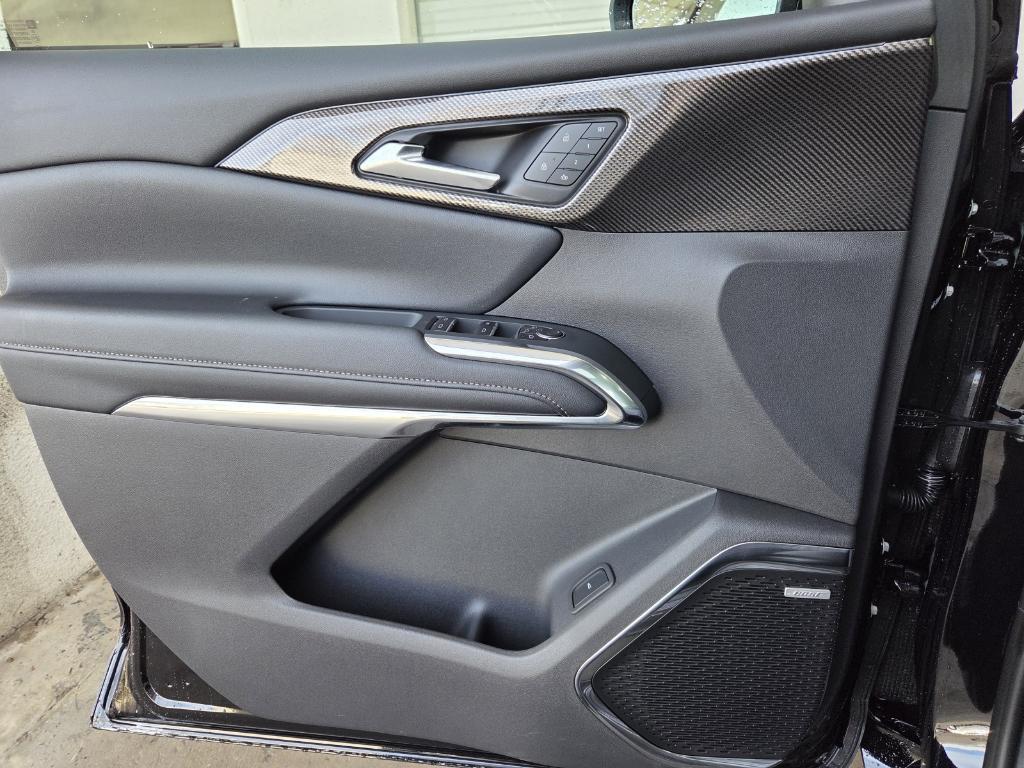 new 2026 Chevrolet Traverse car, priced at $60,890