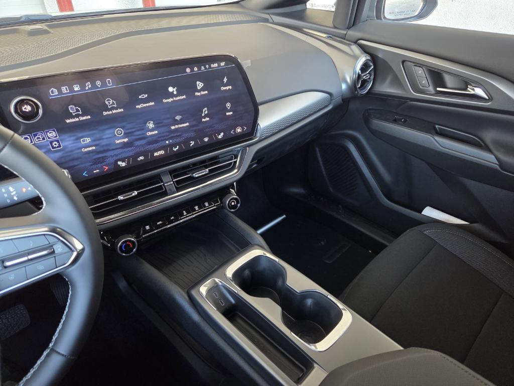 new 2026 Chevrolet Equinox EV car, priced at $41,835