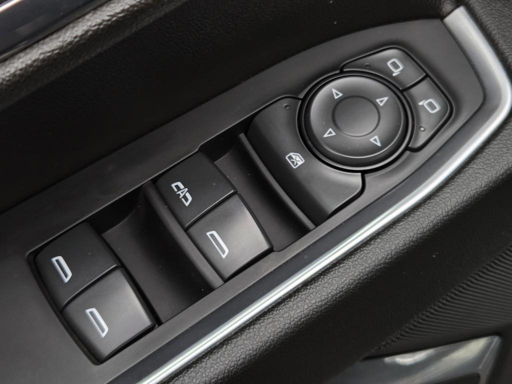 used 2022 Chevrolet Silverado 1500 car, priced at $34,421