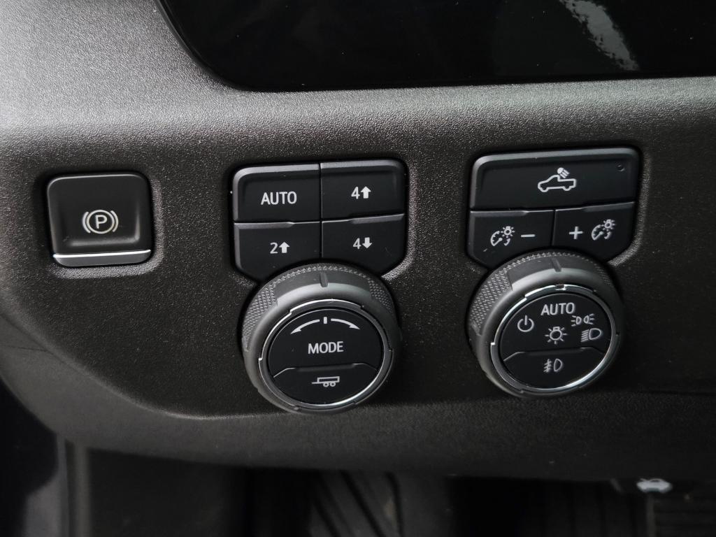 used 2022 Chevrolet Silverado 1500 car, priced at $34,421