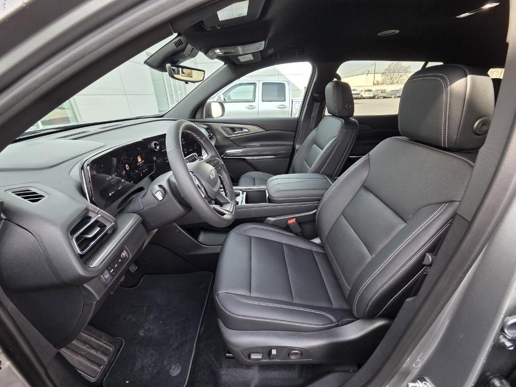 new 2026 Chevrolet Traverse car, priced at $49,305