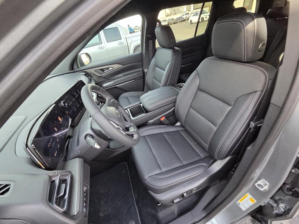 new 2026 Chevrolet Traverse car, priced at $49,305