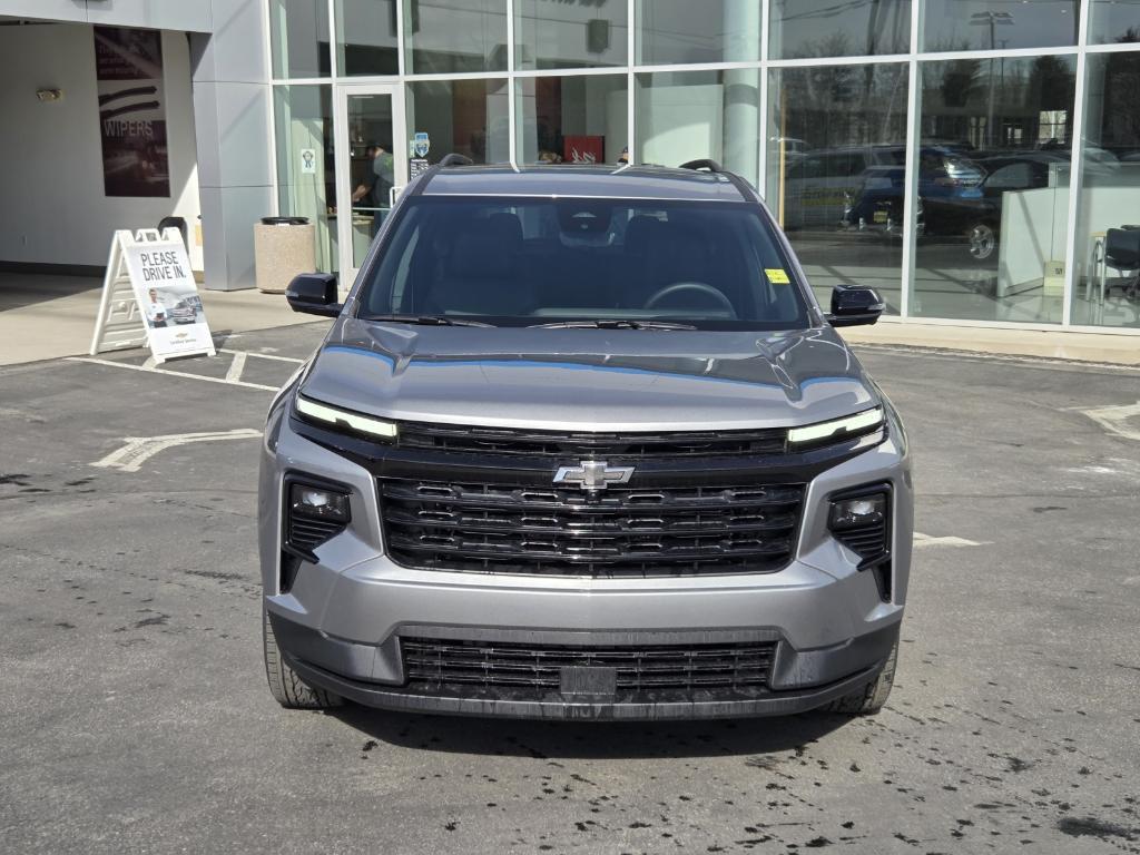 new 2026 Chevrolet Traverse car, priced at $49,305