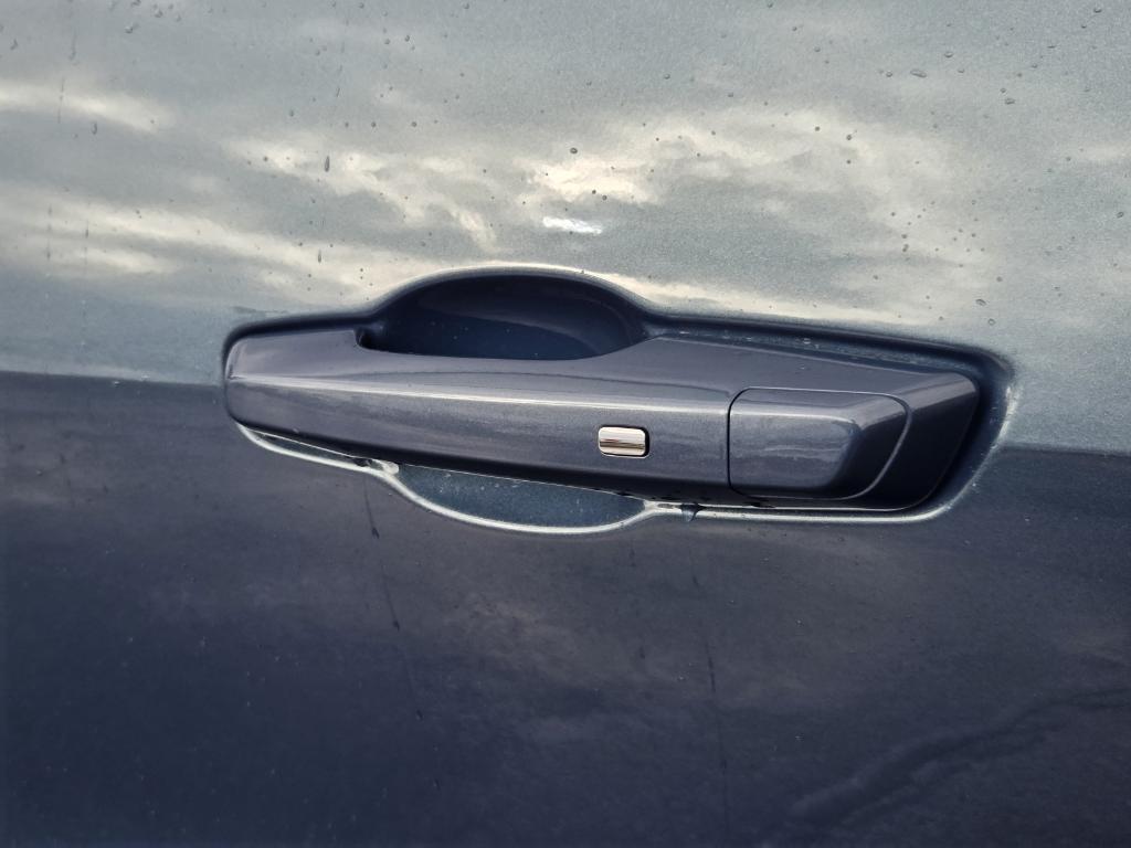 new 2026 Chevrolet Traverse car, priced at $52,020