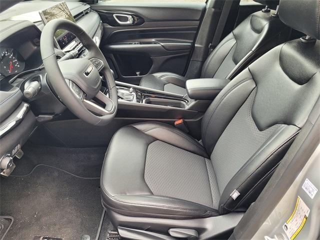 new 2026 Jeep Compass car, priced at $30,425