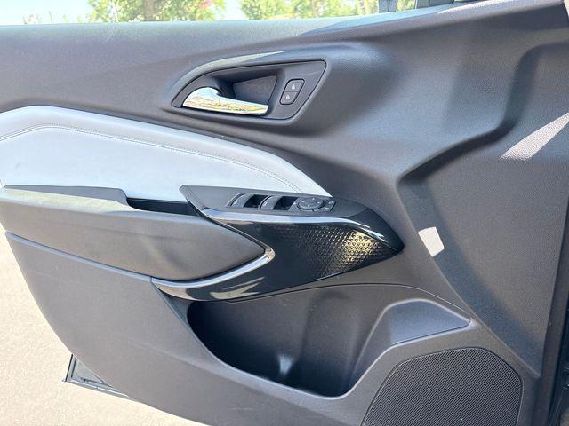 used 2025 Chevrolet Trax car, priced at $23,341