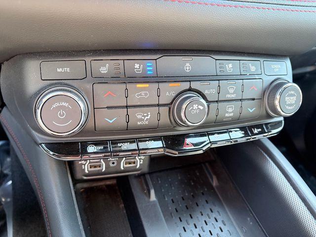 used 2025 Dodge Durango car, priced at $34,149