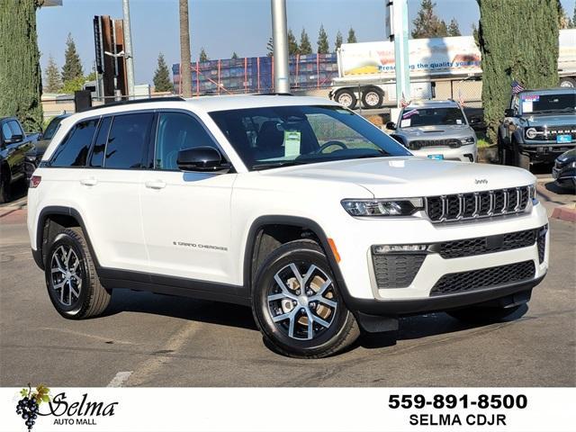 new 2026 Jeep Grand Cherokee car, priced at $46,442