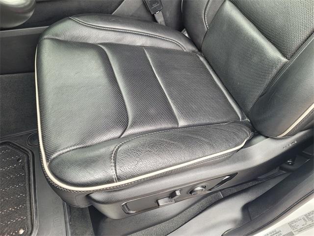 used 2022 Ram 1500 car, priced at $45,012