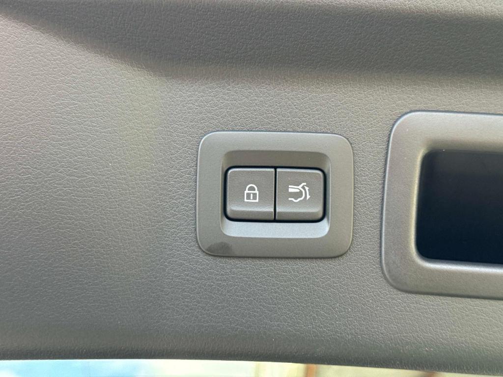 new 2026 Mazda CX-90 car, priced at $57,259