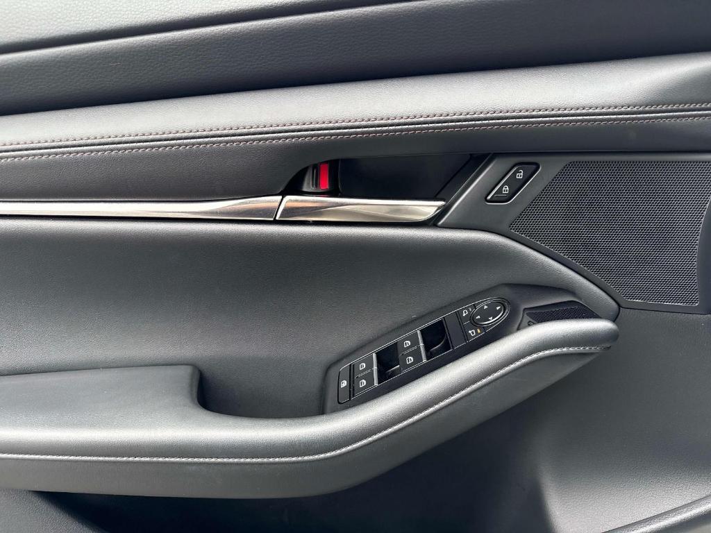 used 2025 Mazda Mazda3 car, priced at $21,995