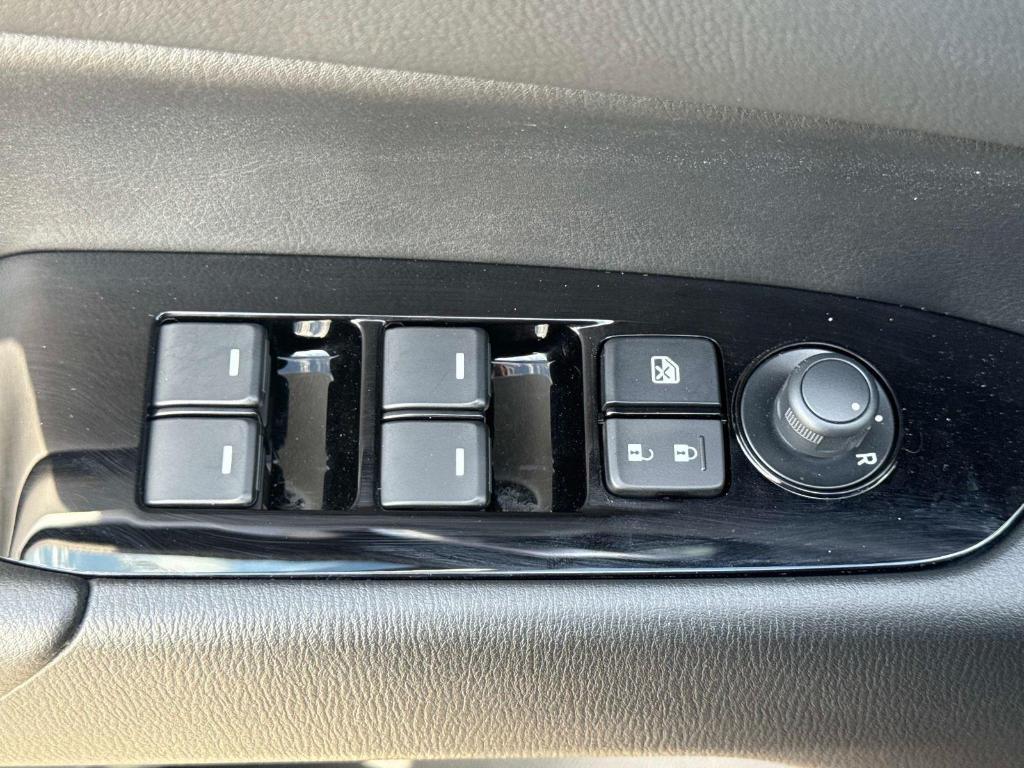 used 2025 Mazda CX-5 car, priced at $25,595