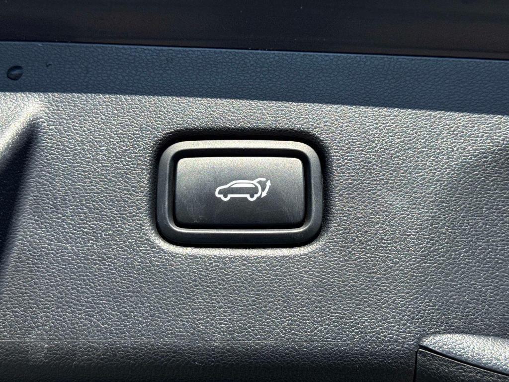 used 2022 Hyundai TUCSON Hybrid car, priced at $19,995