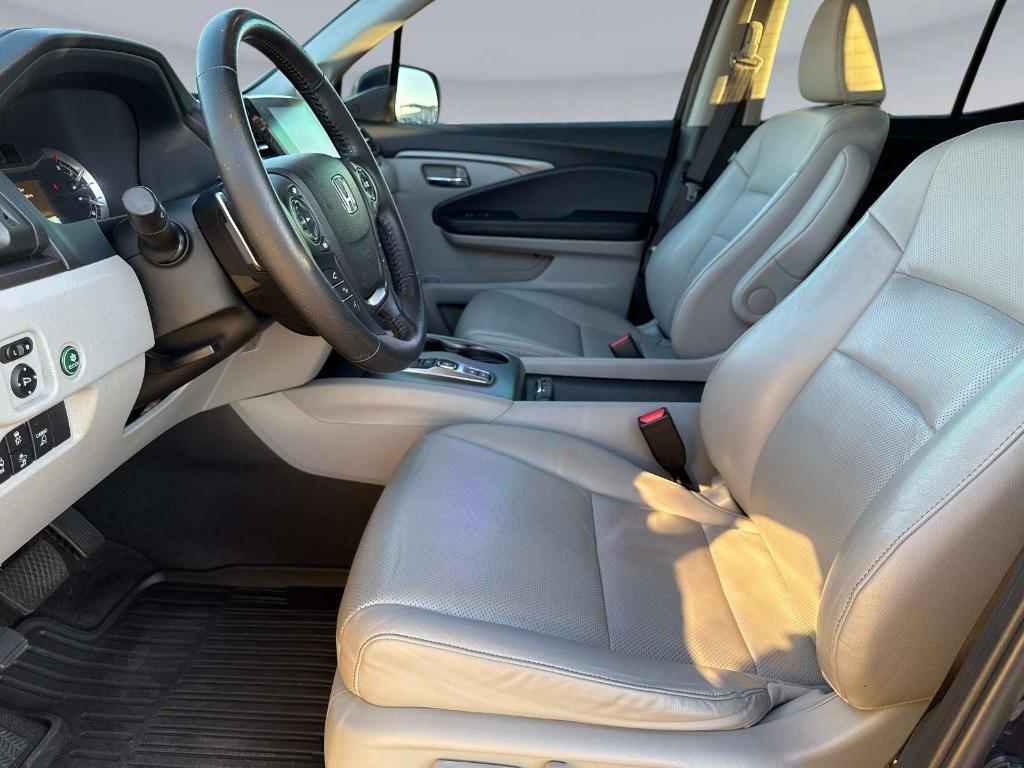 used 2022 Honda Ridgeline car, priced at $24,995