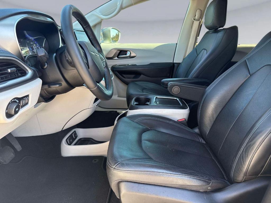 used 2021 Chrysler Pacifica car, priced at $28,995