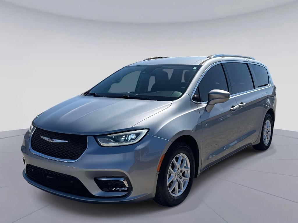 used 2021 Chrysler Pacifica car, priced at $28,995