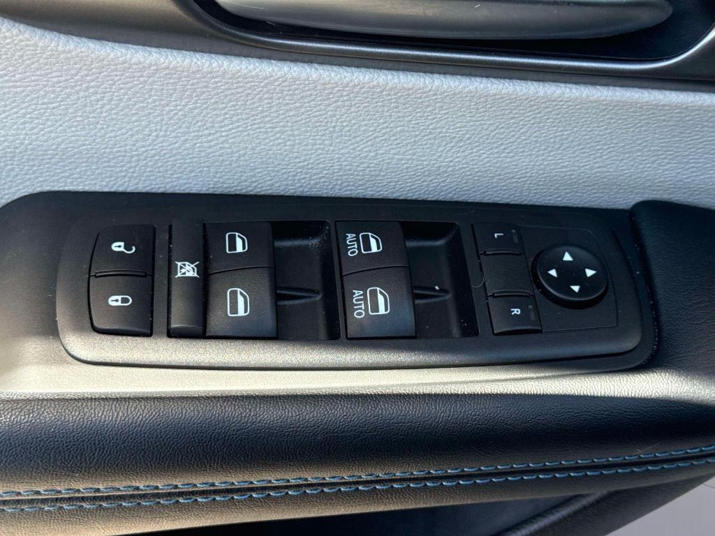 used 2021 Chrysler Pacifica car, priced at $28,995