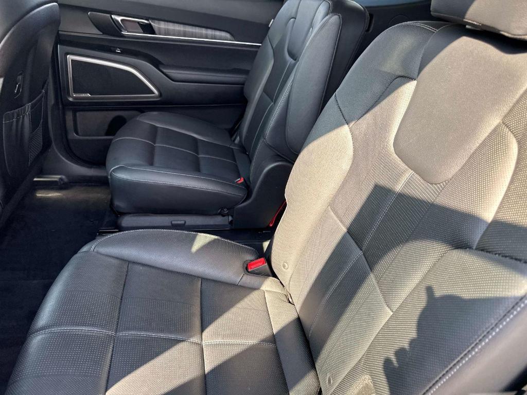 used 2024 Kia Telluride car, priced at $31,495