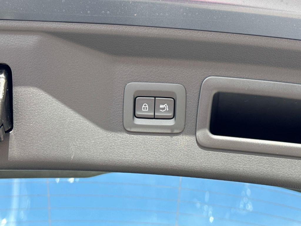 new 2026 Mazda CX-70 car, priced at $52,663