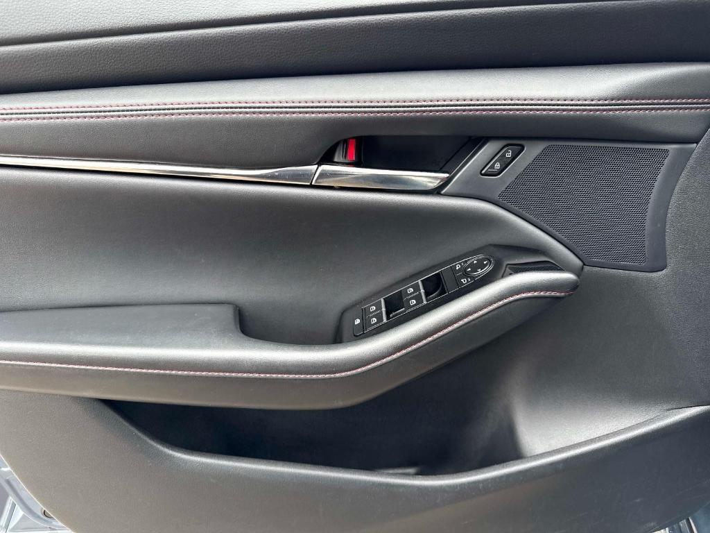 used 2025 Mazda Mazda3 car, priced at $23,595