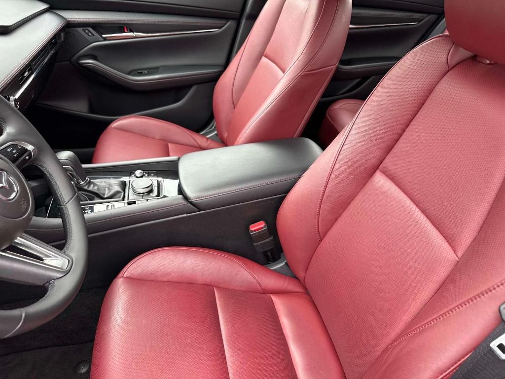 used 2025 Mazda Mazda3 car, priced at $23,595