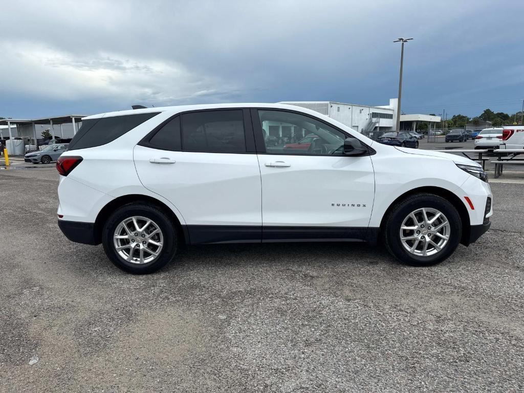 2022 Summit White Chevrolet Equinox