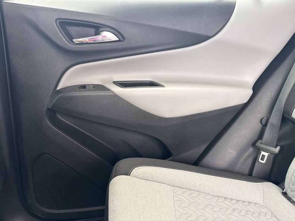 2022 Summit White Chevrolet Equinox