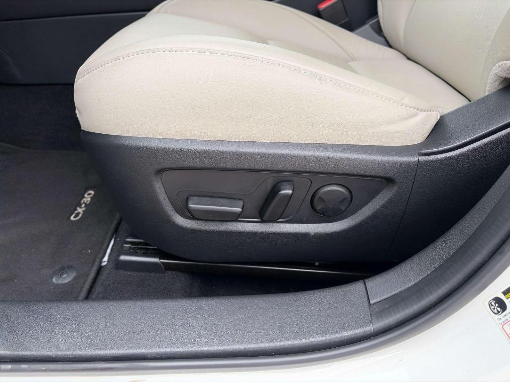 used 2025 Mazda CX-30 car, priced at $23,995