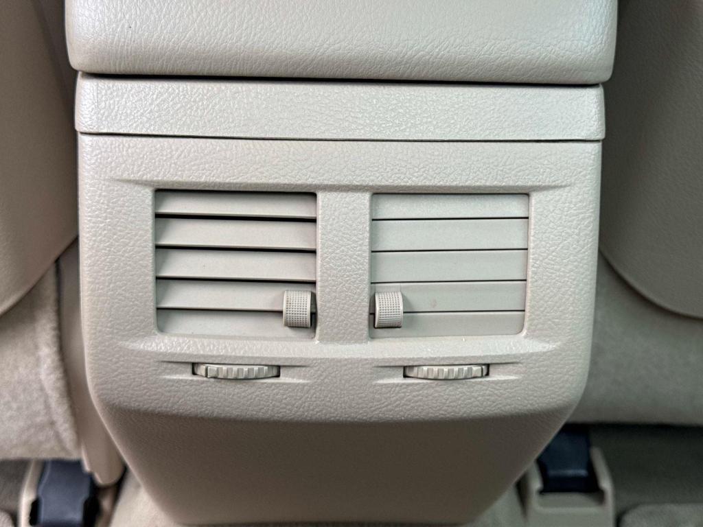 used 2005 Toyota Avalon car