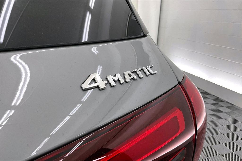 new 2026 Mercedes-Benz GLE 580 car, priced at $101,130