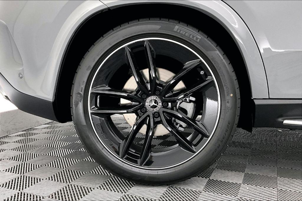 new 2026 Mercedes-Benz GLE 580 car, priced at $101,130