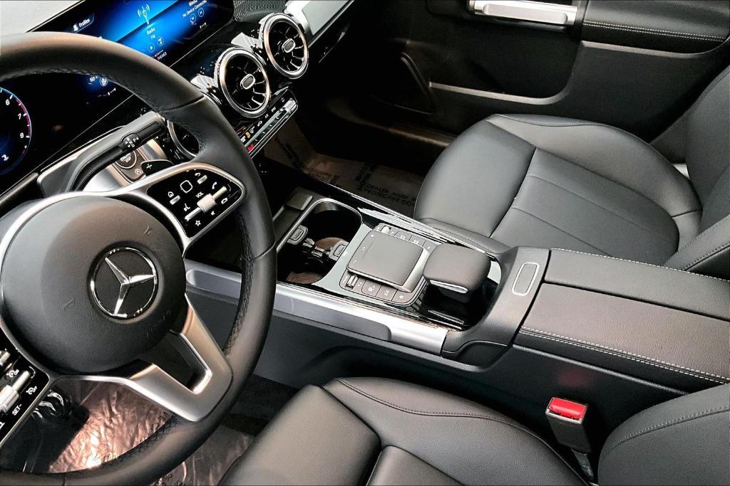 used 2022 Mercedes-Benz GLB 250 car, priced at $27,981