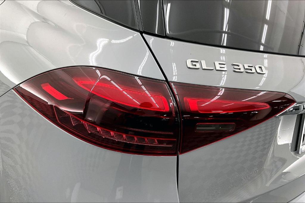 new 2026 Mercedes-Benz GLE 350 car, priced at $70,930