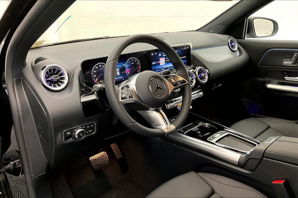 new 2025 Mercedes-Benz GLA 250 car, priced at $45,845