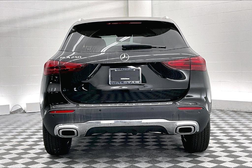 new 2025 Mercedes-Benz GLA 250 car, priced at $45,845
