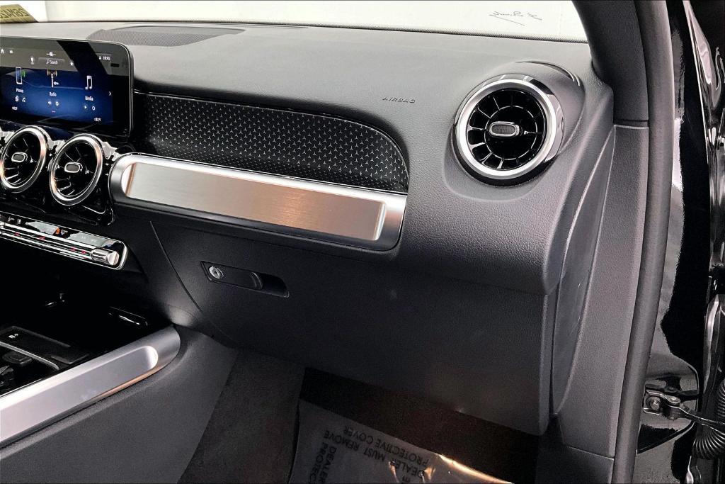 used 2026 Mercedes-Benz GLB 250 car, priced at $39,198